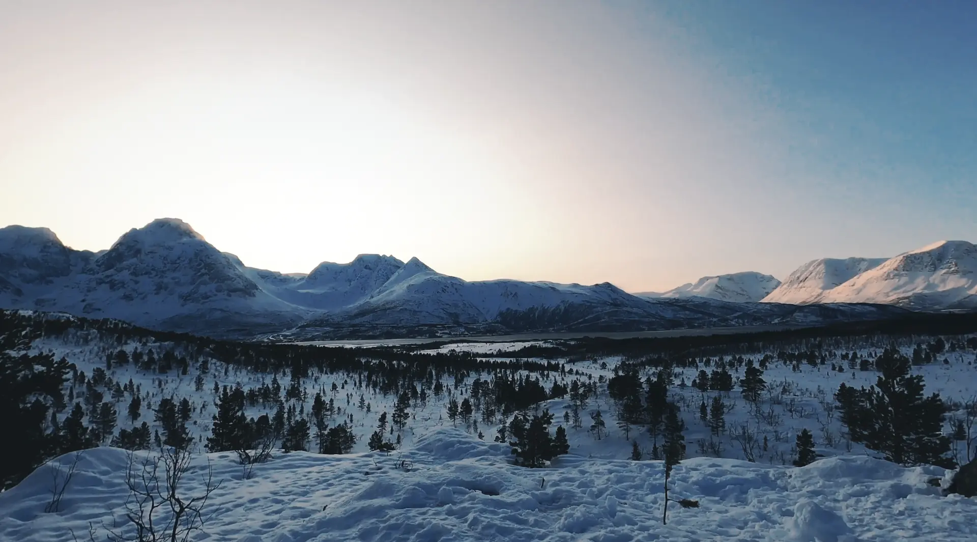 Lyngen Snowmobile Safari